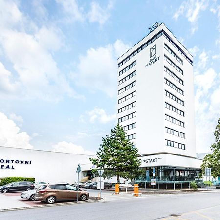 Hotel Restart Superior Їчін Екстер'єр фото